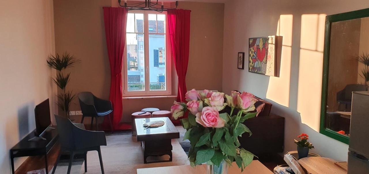Appartements Cdg Joigny Eksteriør bilde